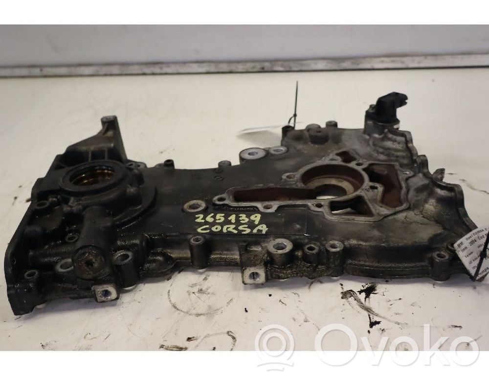 Opel Corsa C Pompa olejowa 