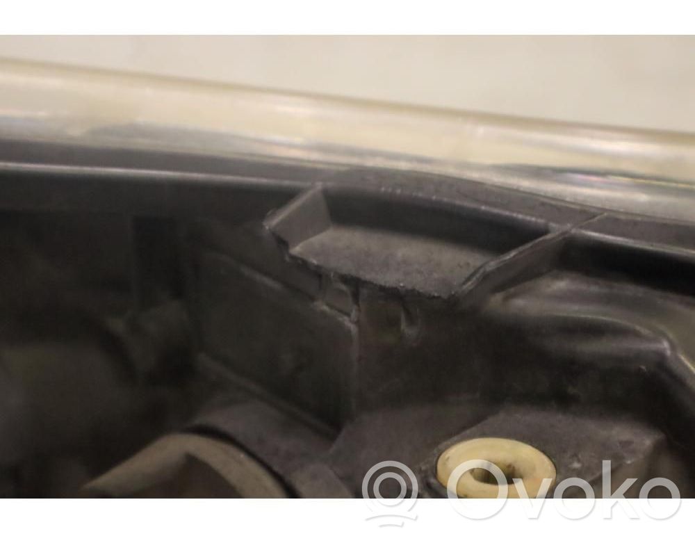 Ford Focus Headlight/headlamp 