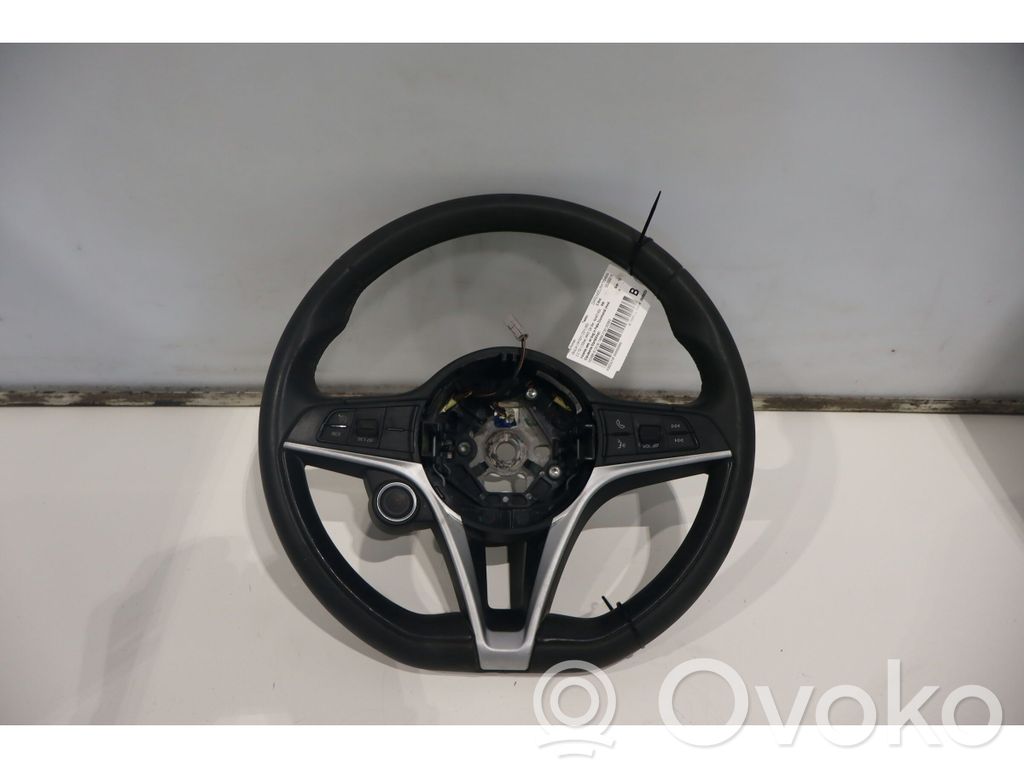 Alfa Romeo Giulia Ohjauspyörä 