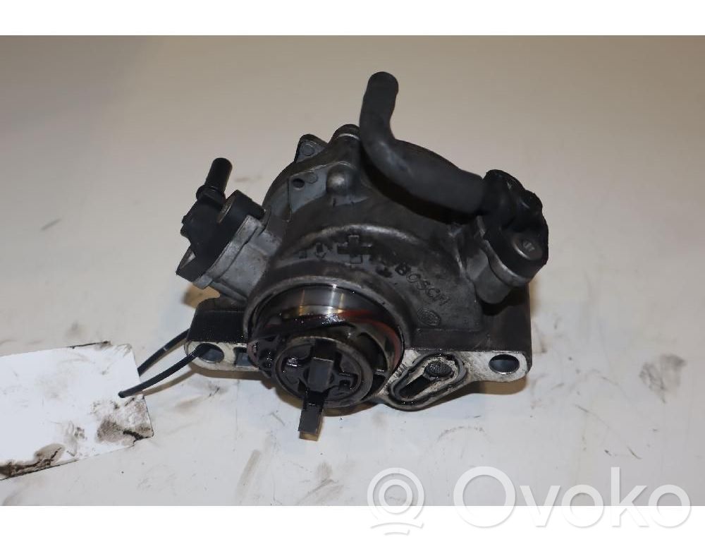 Ford C-MAX II Alipainepumppu 