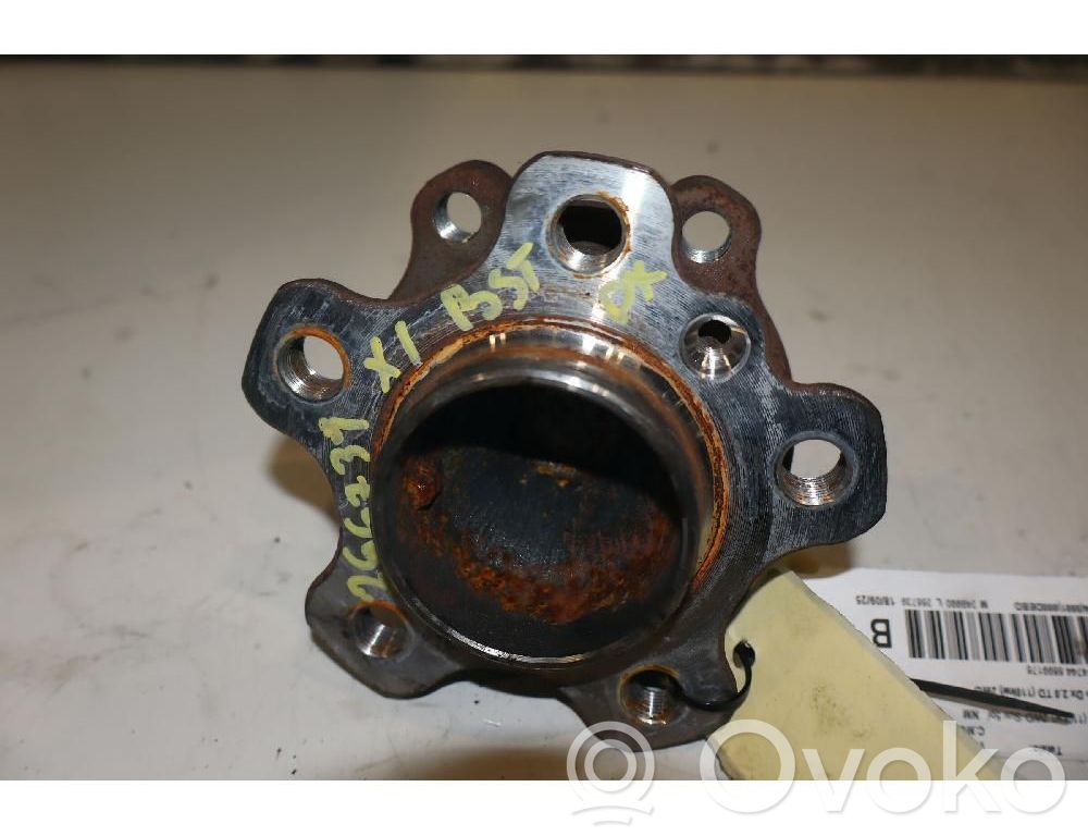 BMW X1 U11 Cubo de rueda trasera 