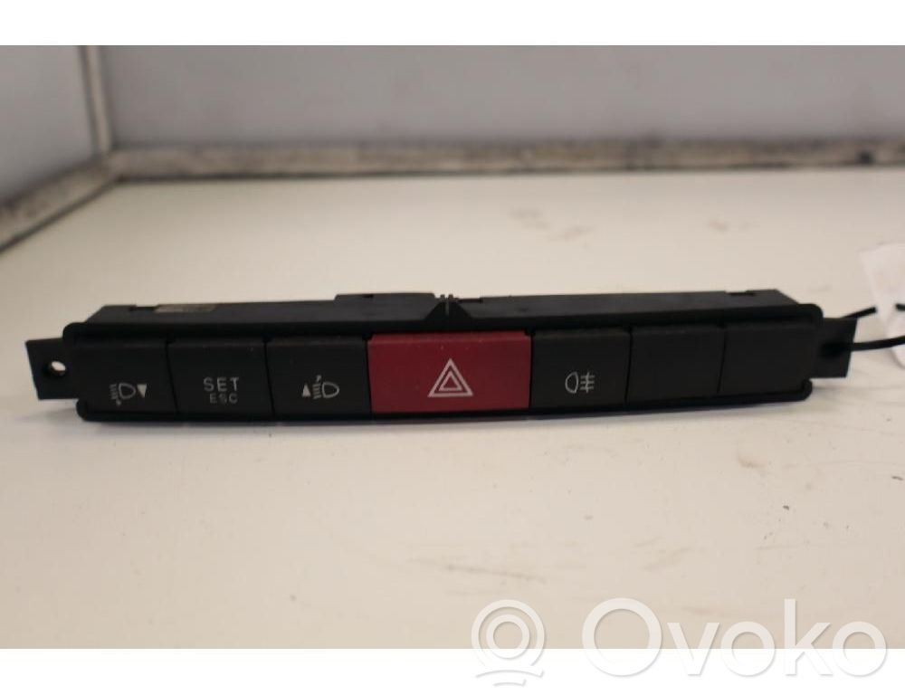 Opel Combo D Other switches/knobs/shifts 