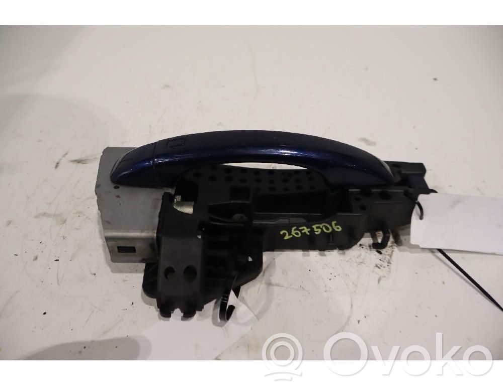 Manecilla externa puerta delantera   8T2837886B