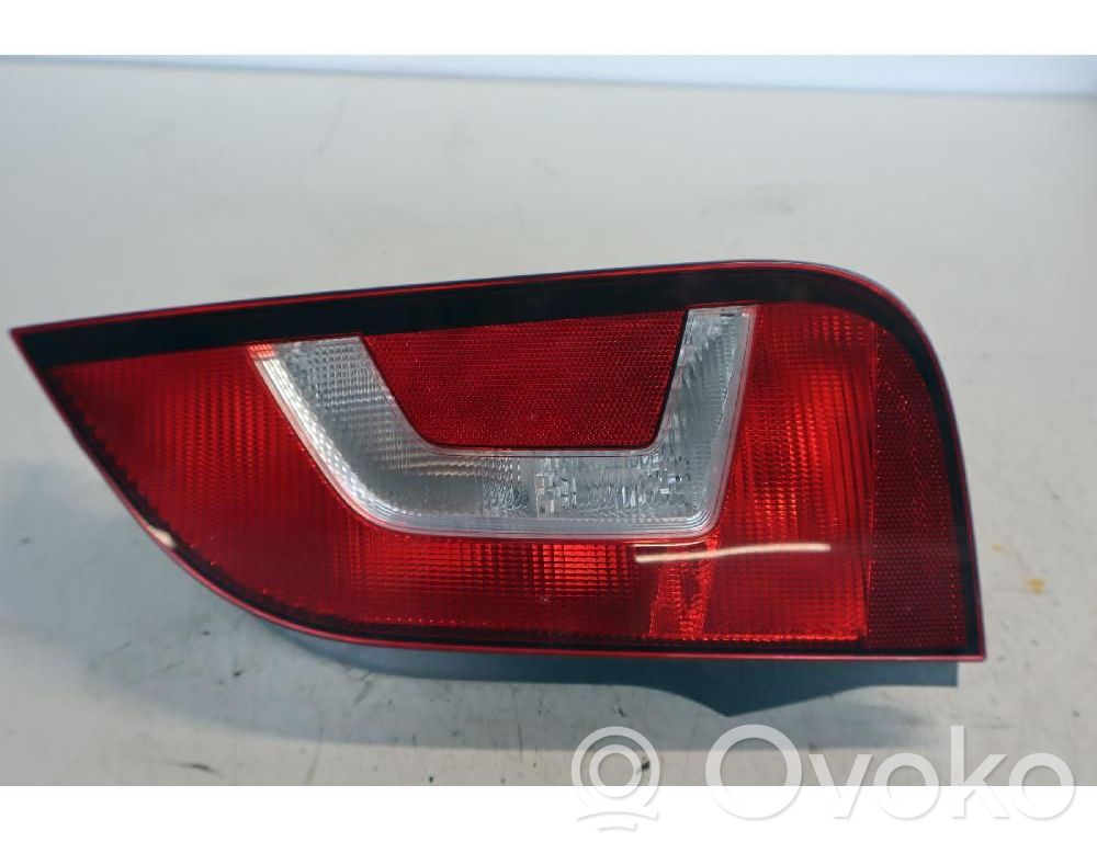 Volkswagen Up Luci posteriori