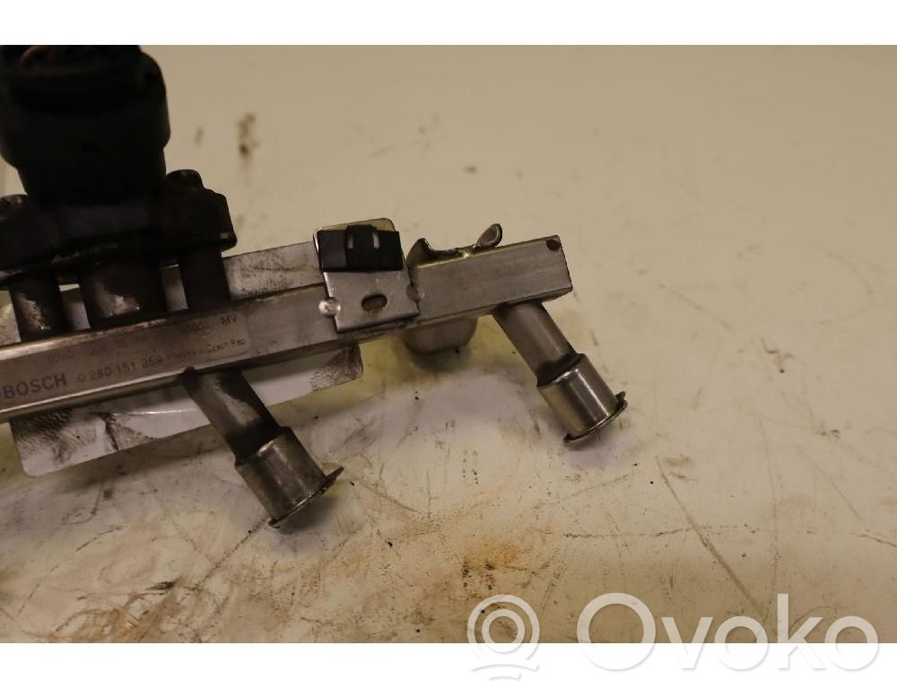 Fiat Doblo Injector combustibil 