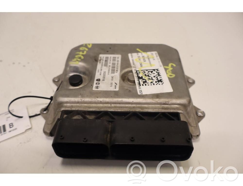Fiat 500L Fuel injection control unit/module 