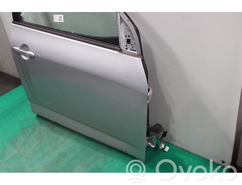 Puerta delantera   6700142120