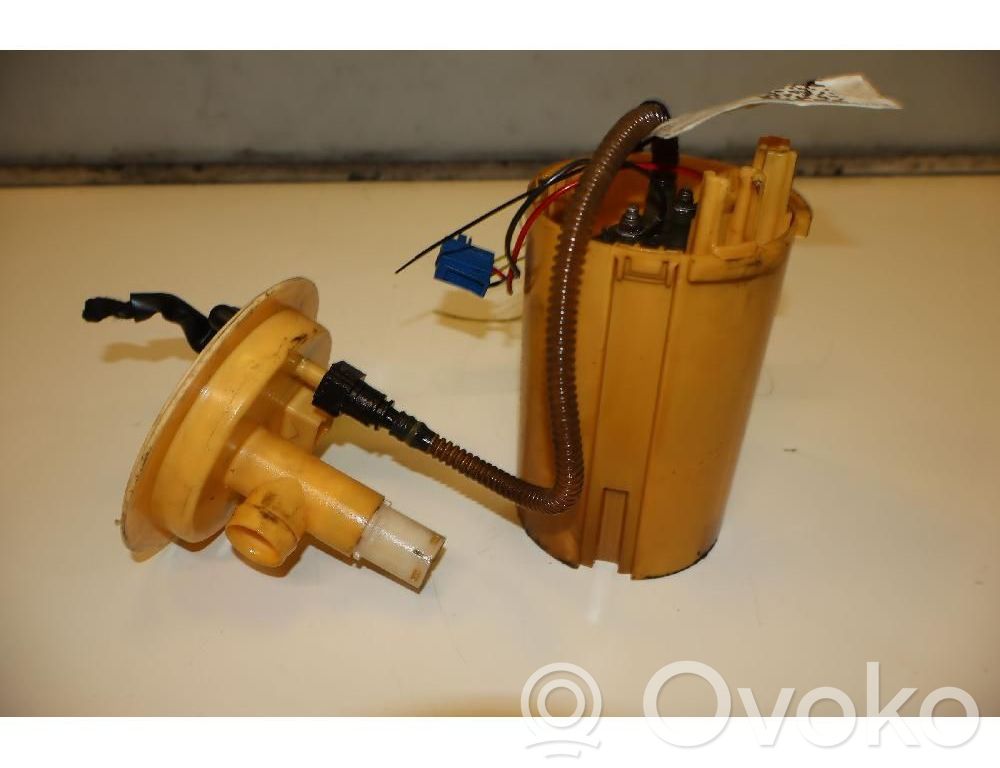BMW X3 E83 Kraftstoffpumpe im Tank 
