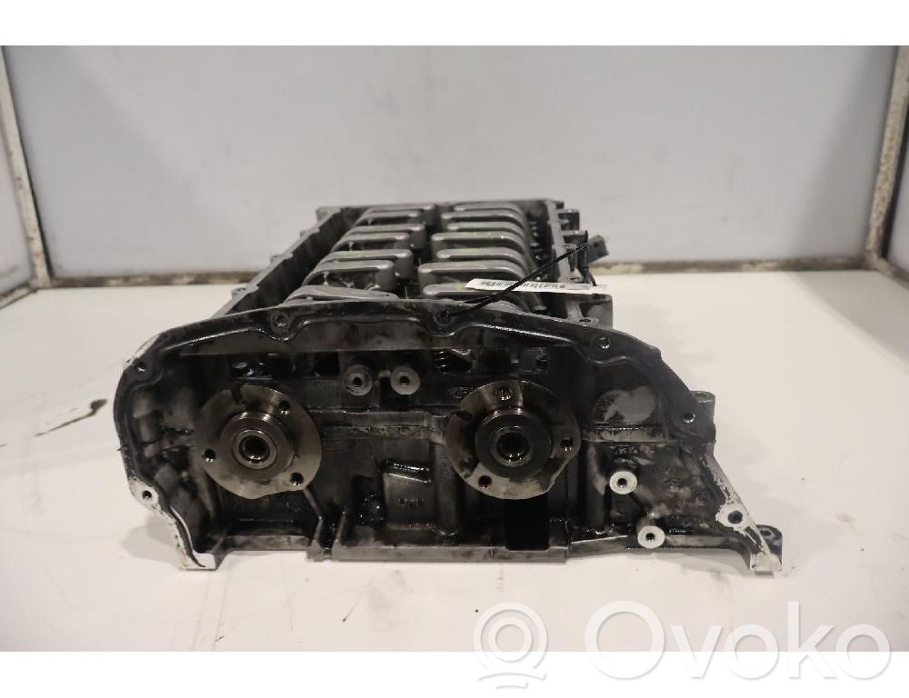 Jaguar X-Type Engine head 