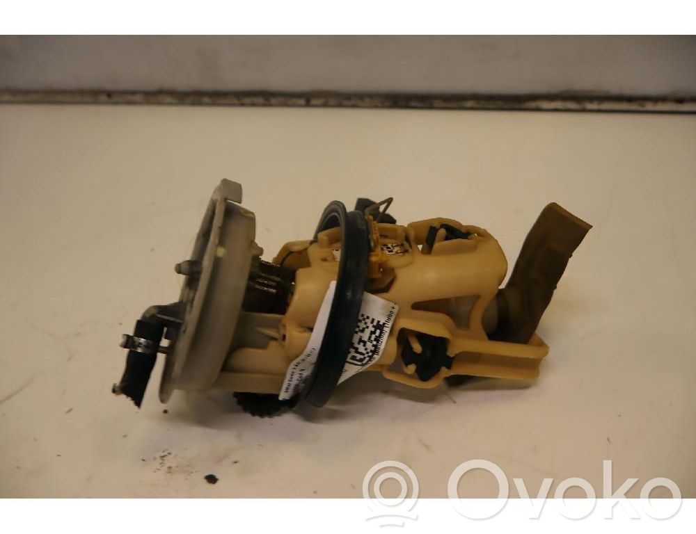 Pompe à carburant   16146766942