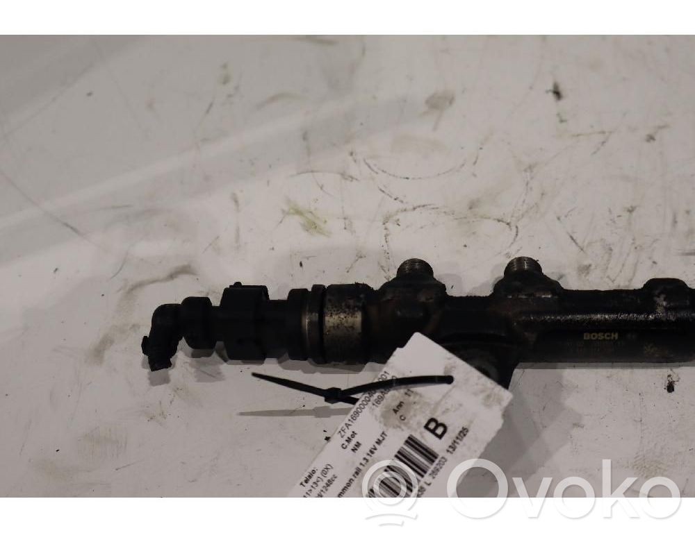 Fiat Panda II Tubo principal de alimentación del combustible 