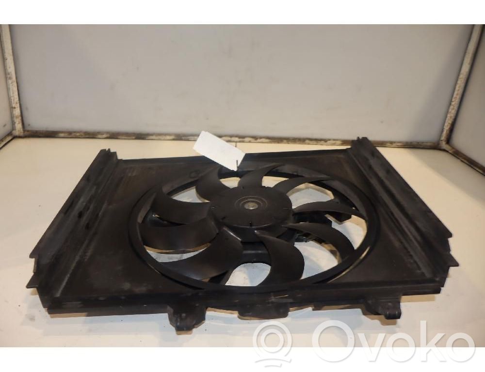 Nissan Note (E12) Ventilator electric răcire radiator 