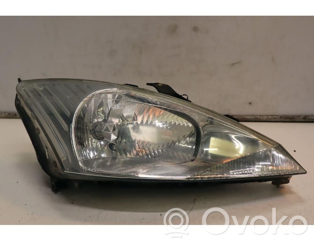 Ford Focus Headlight/headlamp 