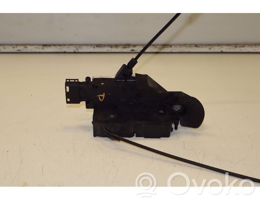 Citroen C3 Picasso Front door lock 