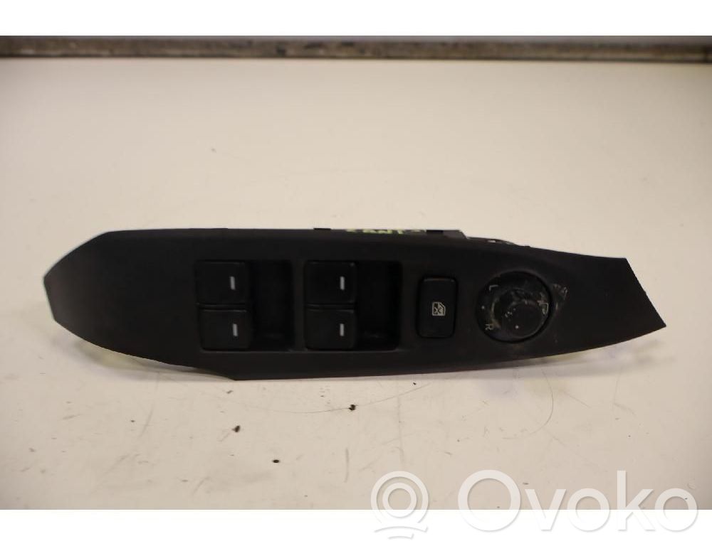 Interruptor del elevalunas eléctrico   2305T1