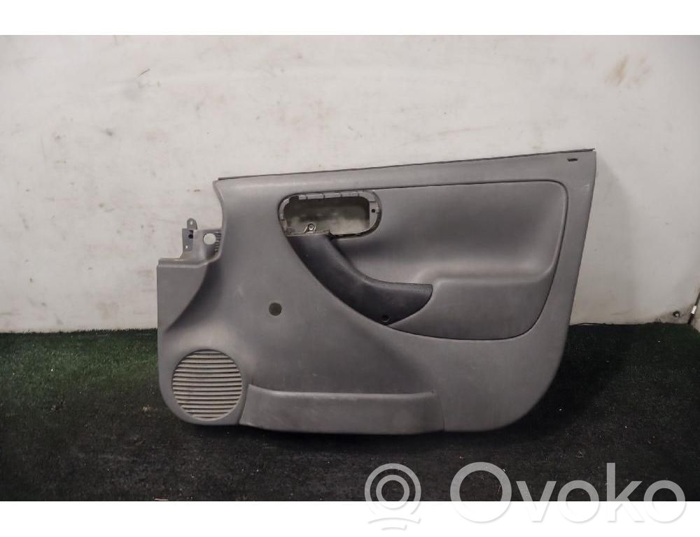 Opel Combo C Rivestimento del pannello della portiera anteriore