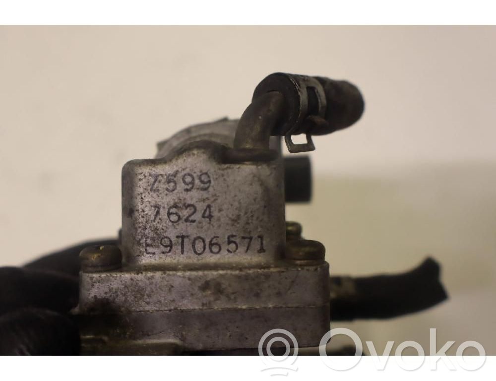 Mazda 323 Drosele 