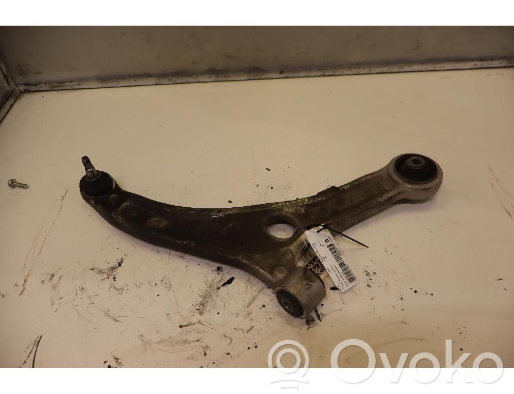 Hyundai i40 Basculă inferioară față 