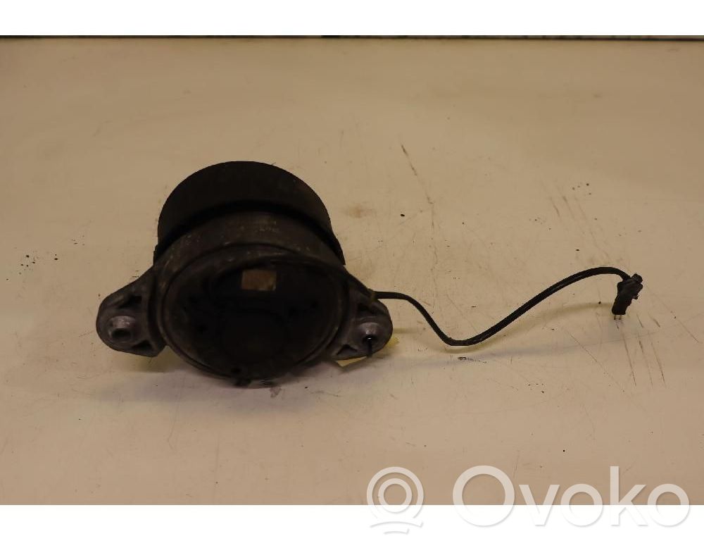 Mercedes-Benz GLK (X204) Supporto di montaggio del motore 
