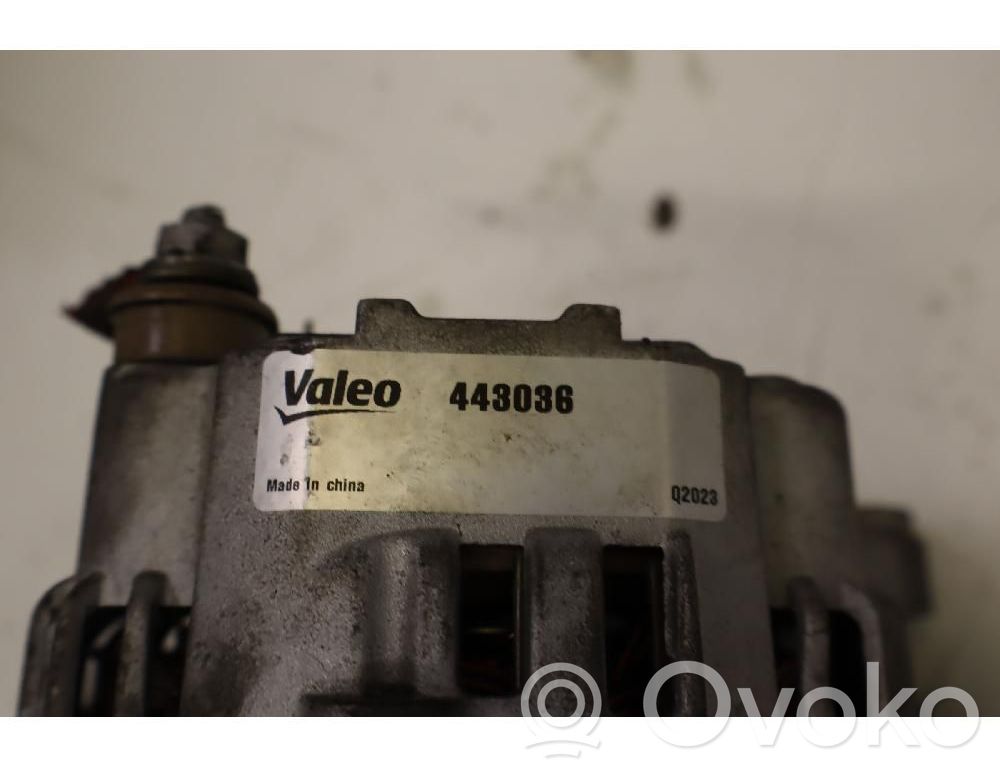 Dacia Duster Generator/alternator 
