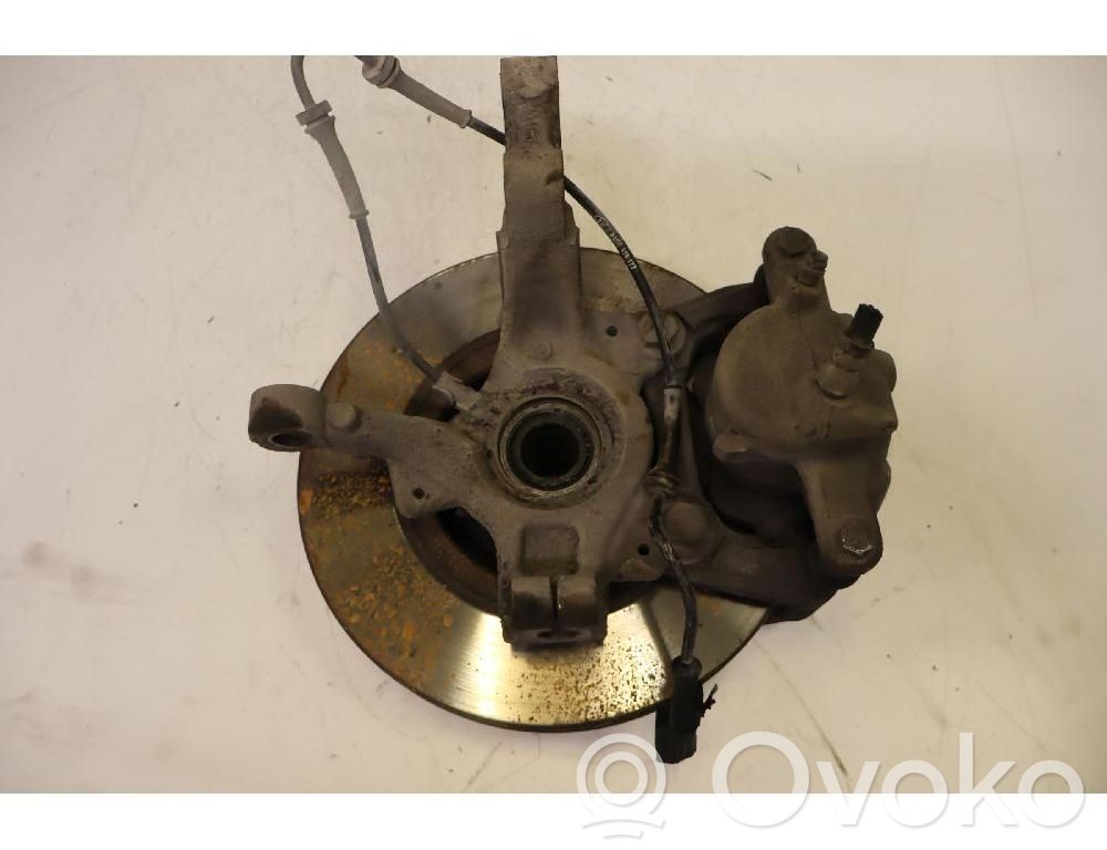 Cubo de rueda delantera   8200345944