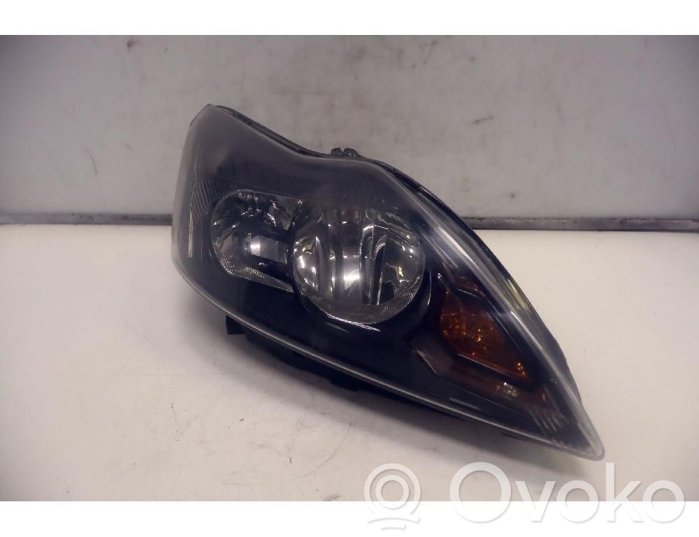 Ford Focus Headlight/headlamp 