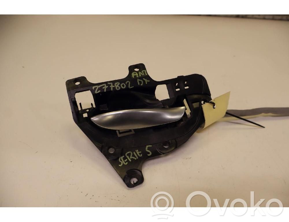 BMW 5 F10 F11 Manecilla interna puerta delantera 