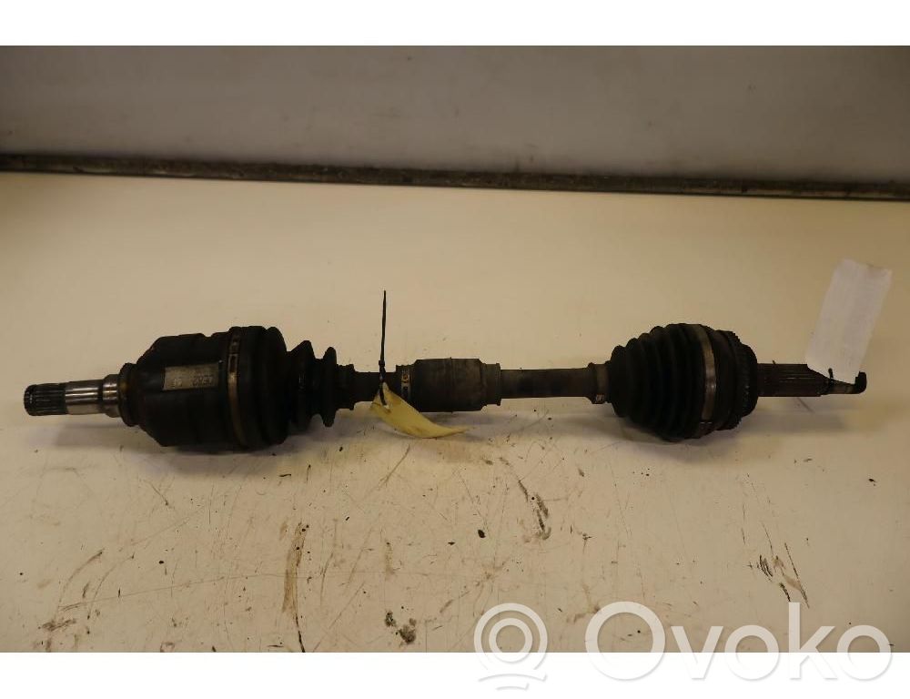Toyota Corolla E120 E130 Etuvetoakseli 