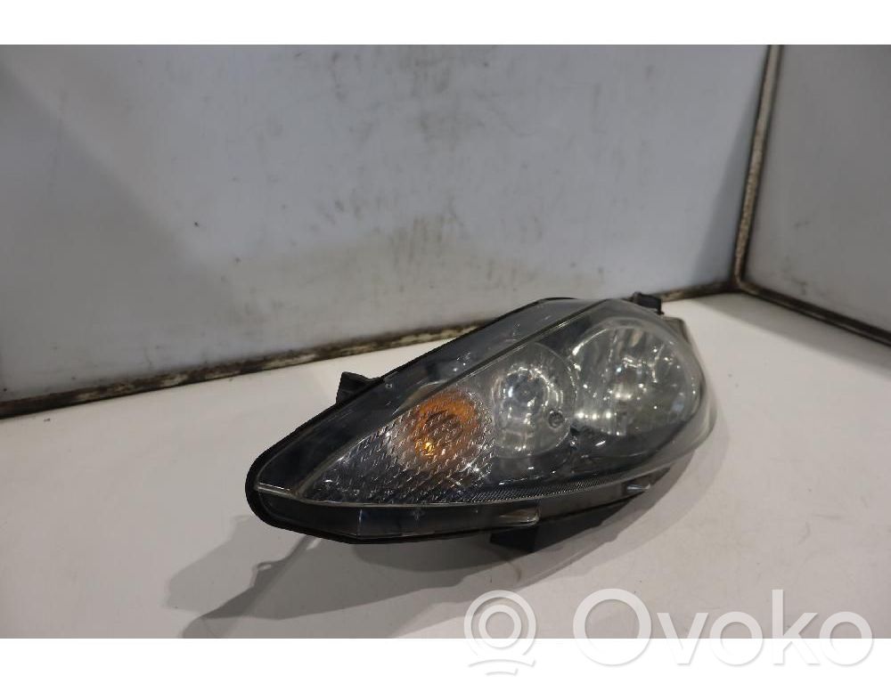 Ford Fiesta Scheinwerfer 