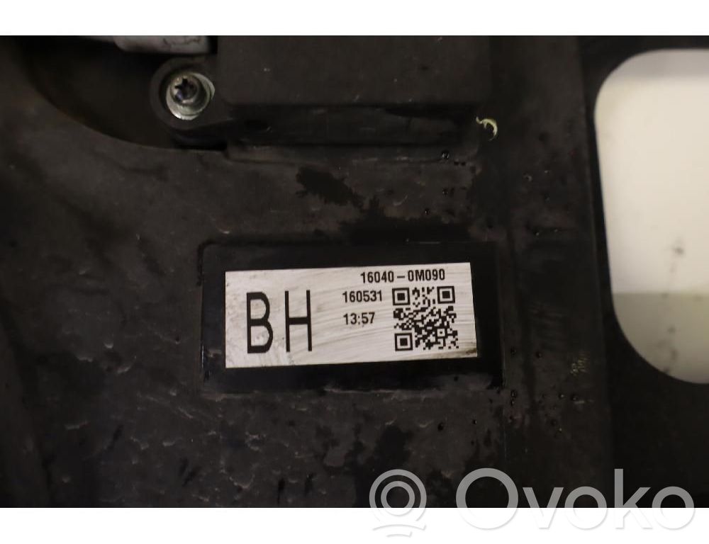 Toyota Yaris Elektryczny wentylator chłodnicy 
