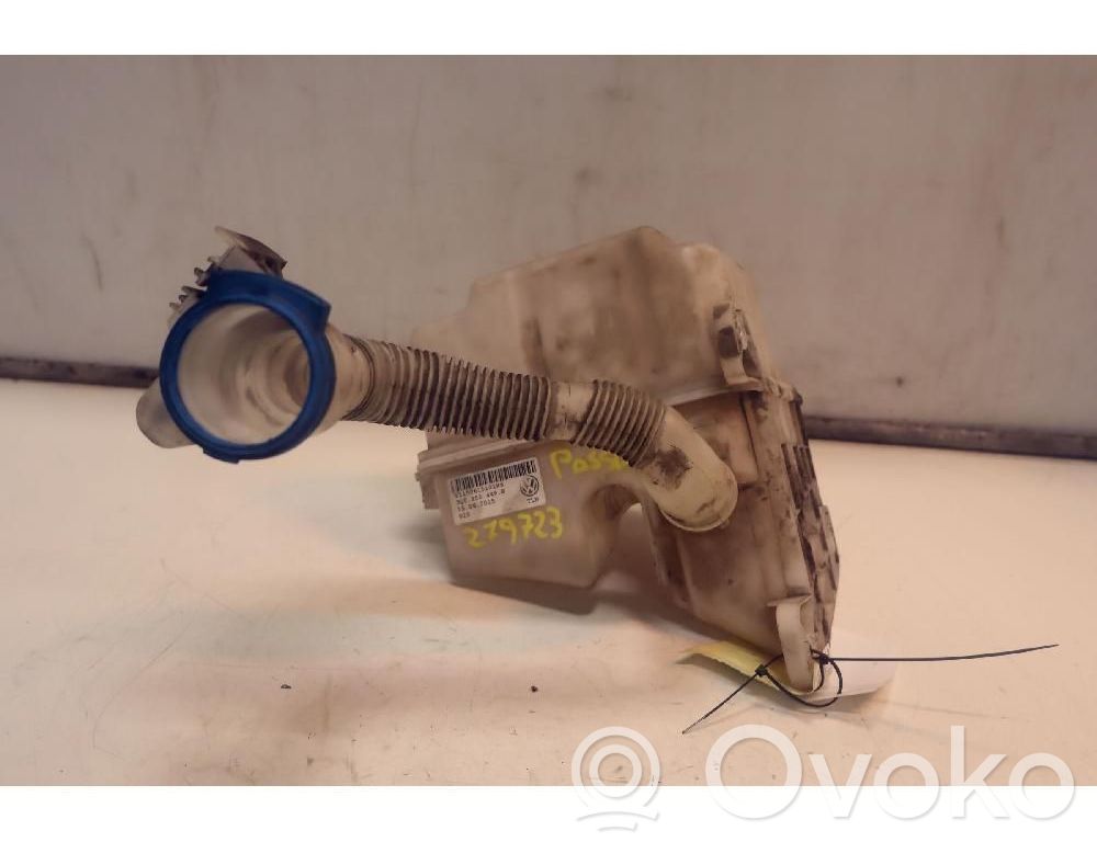 Volkswagen PASSAT B8 Rezervor lichid spălare parbriz 