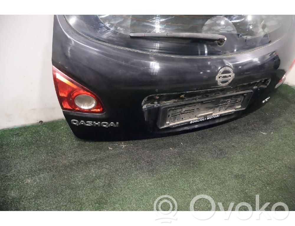 Nissan Qashqai+2 Couvercle de coffre