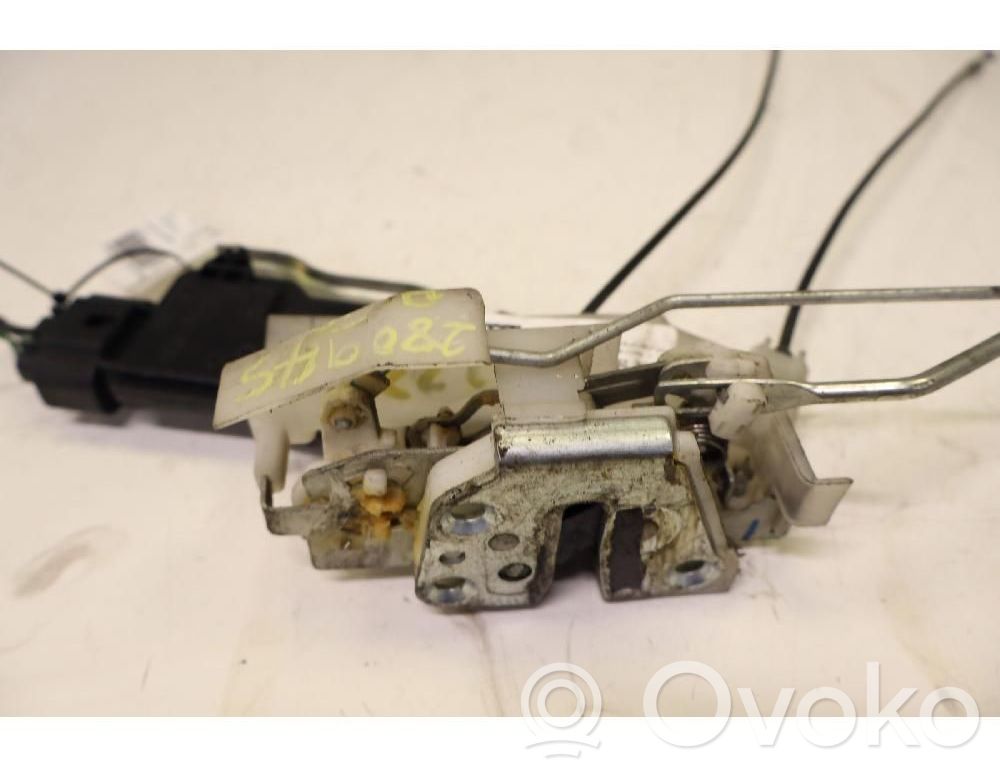 Suzuki Alto Serratura portiera anteriore