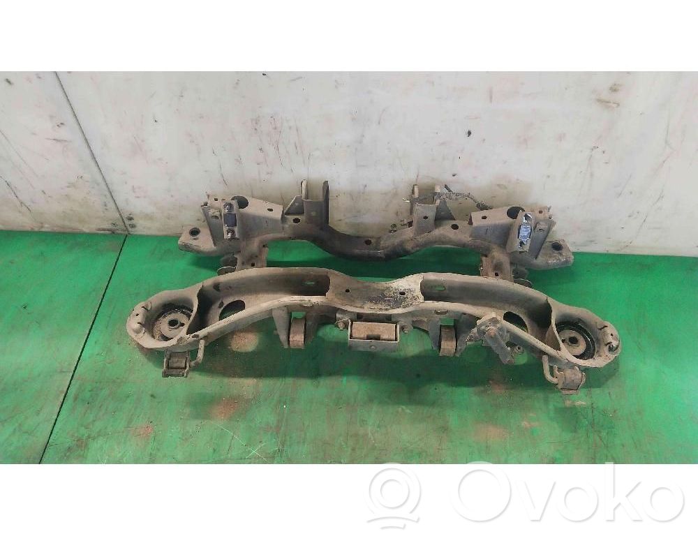 Mazda CX-7 Grinda punții spate 