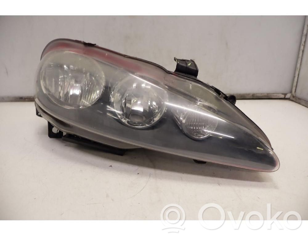Alfa Romeo 147 Lampa przednia 