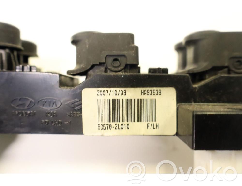Hyundai i30 Interruptor del elevalunas eléctrico 