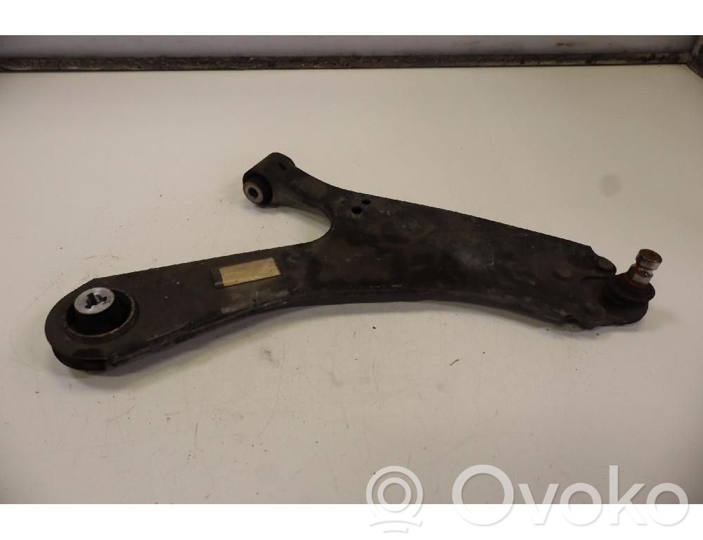 Peugeot 2008 II Braccio di controllo sospensione anteriore inferiore/braccio oscillante