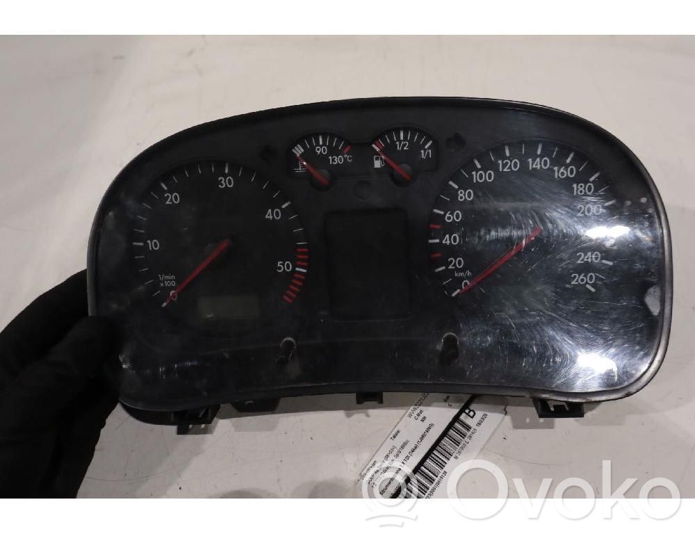 Volkswagen Golf IV Tachimetro (quadro strumenti) 