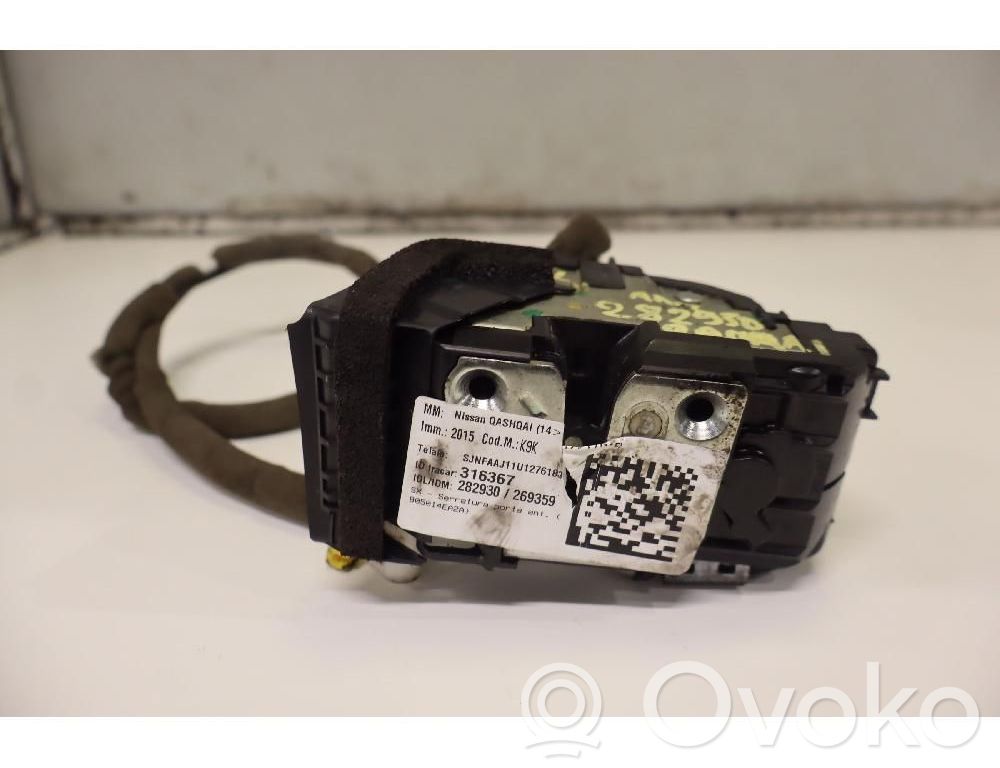 Nissan Qashqai Zamek drzwi przednich 