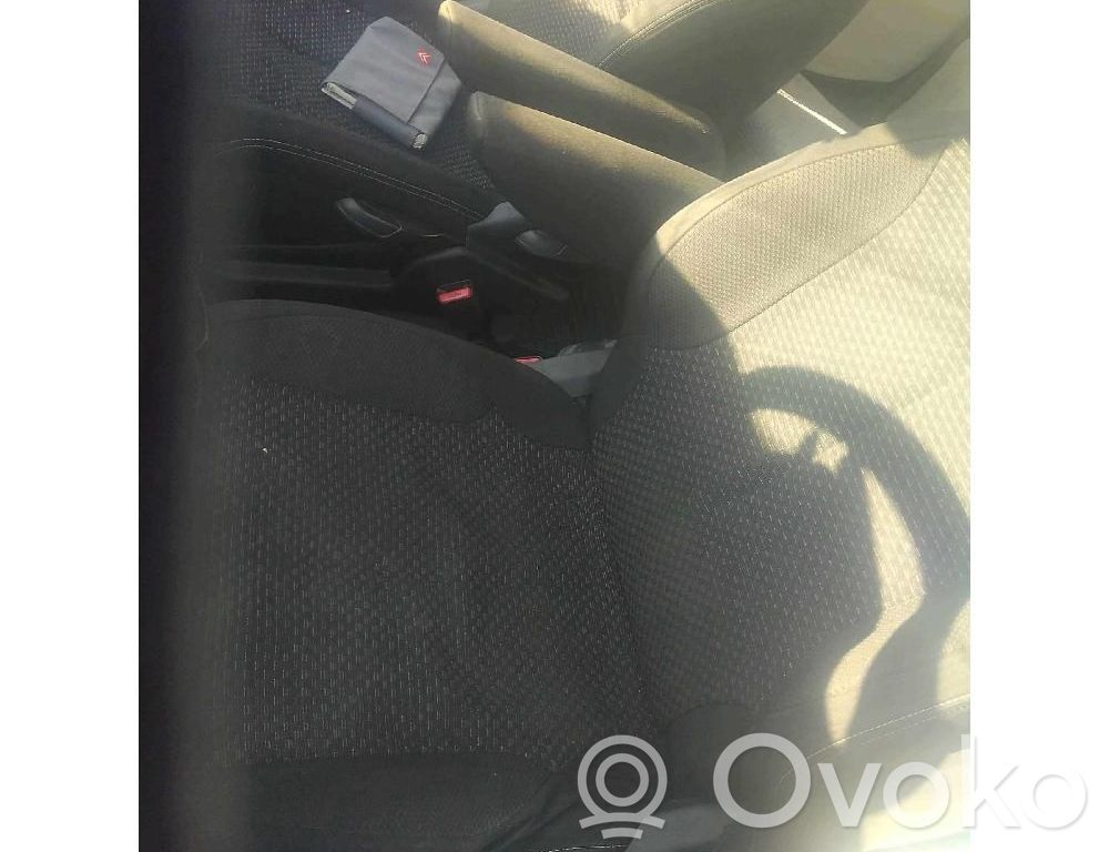 Citroen C4 Grand Picasso Set sedili