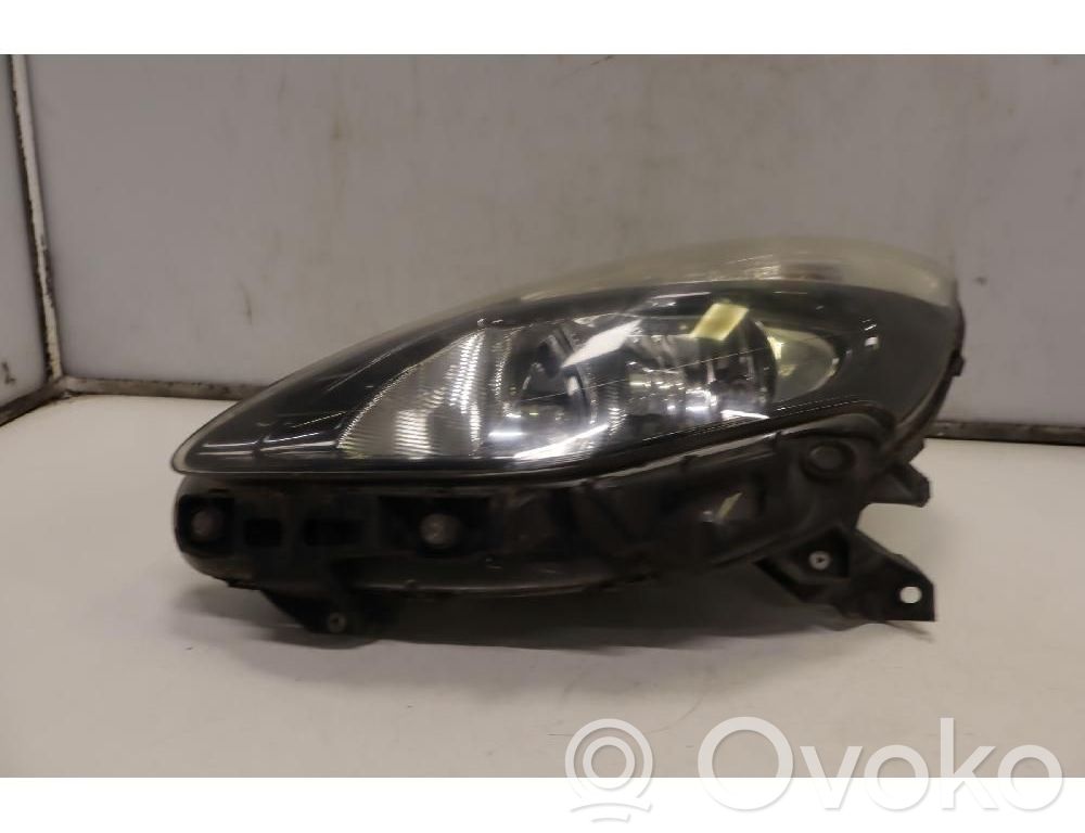 Scheinwerfer   8200892497