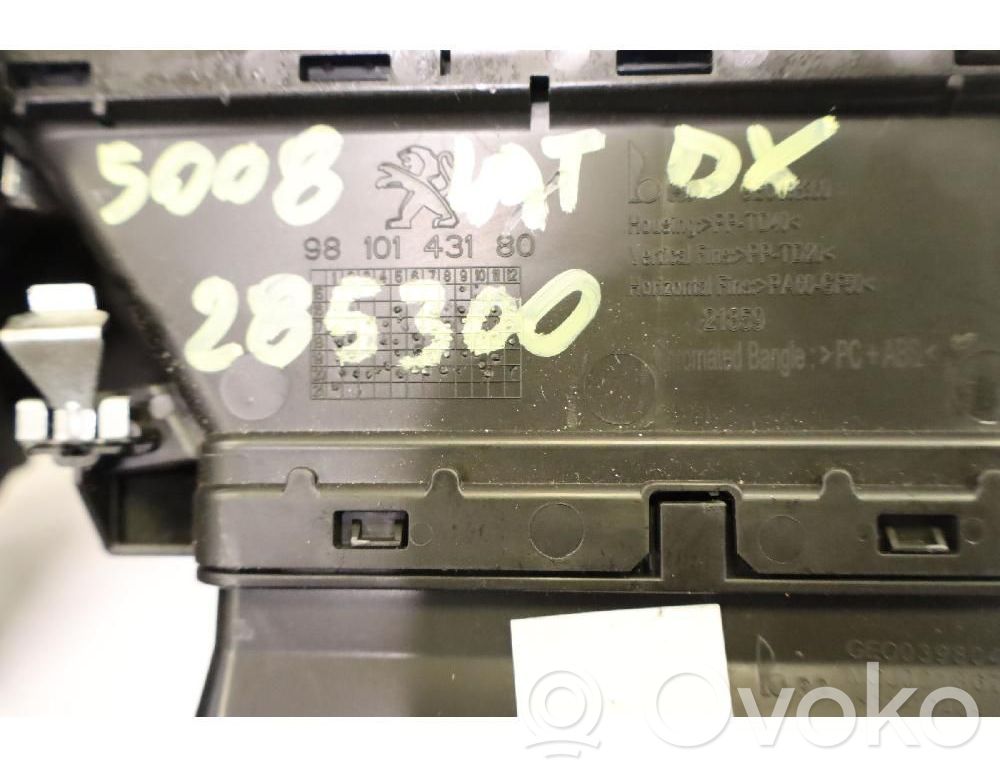 Peugeot 5008 II Centrālais gaisa ventilācijas režģis 