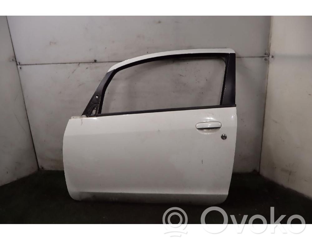 Mitsubishi Colt Дверь 