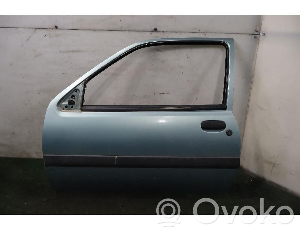 Ford Fiesta Puerta delantera 