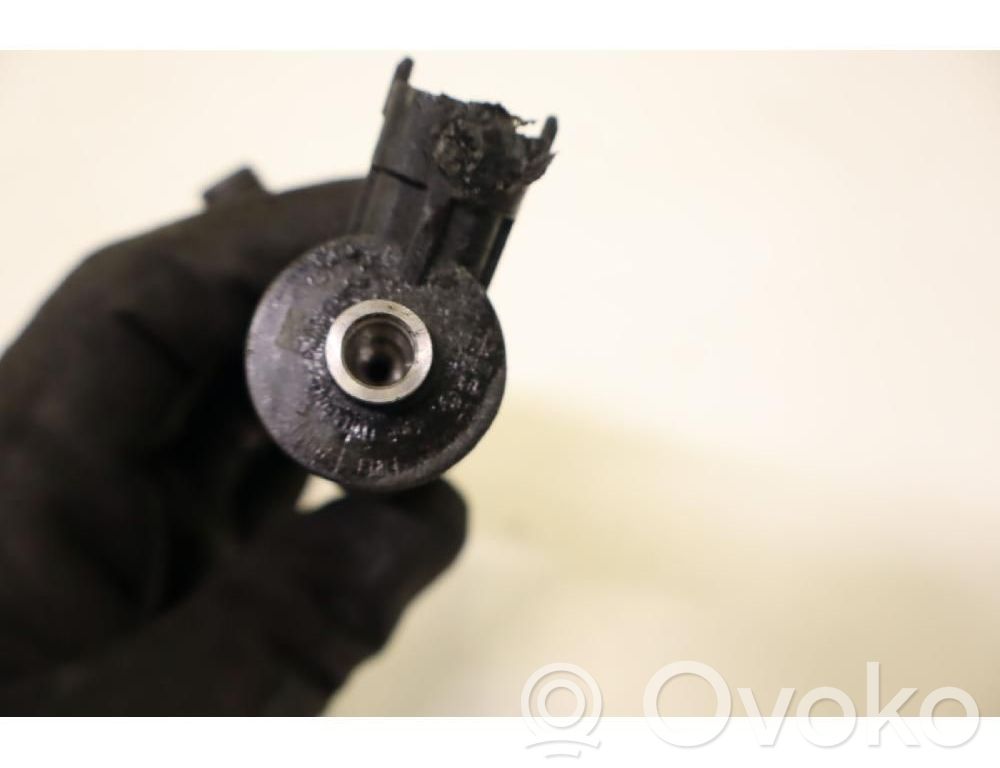 Inyector de combustible   0445110340
