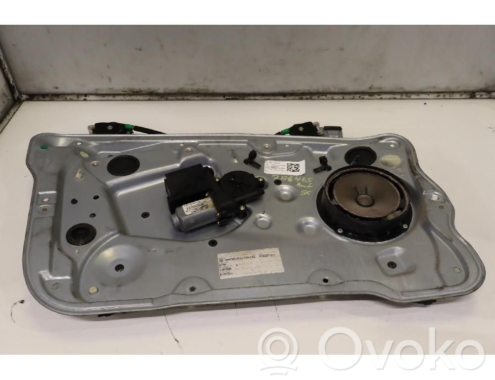 Skoda Fabia Mk1 (6Y) Alzacristalli della portiera anteriore con motorino