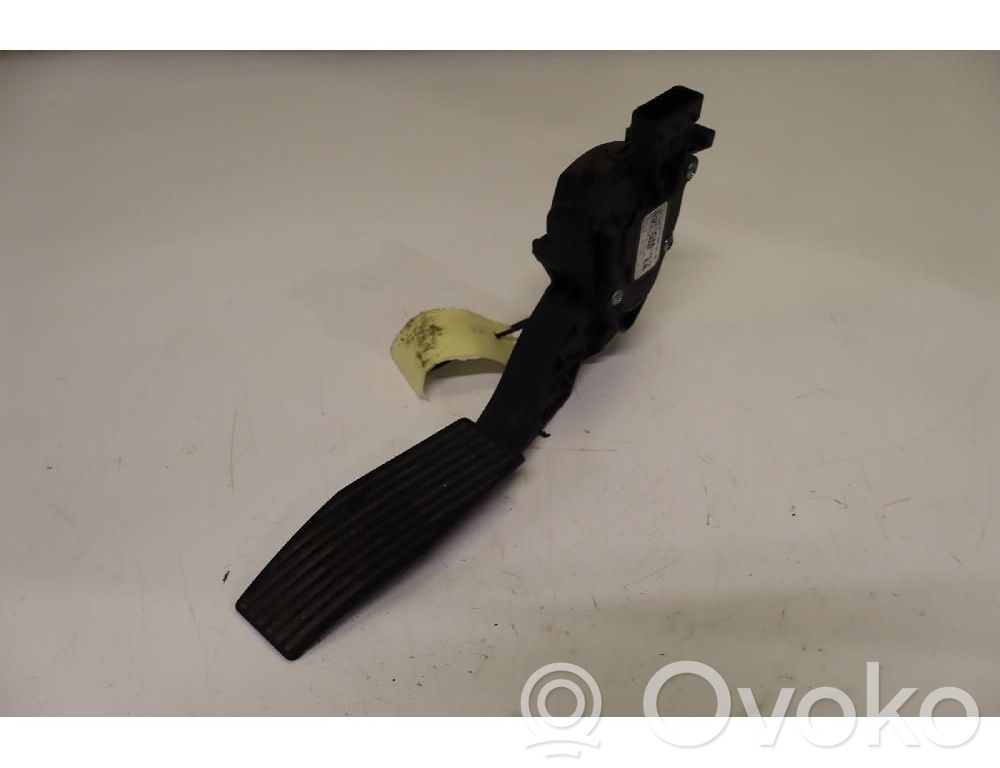 Opel Astra J Senzor poziție pedală accelerație 