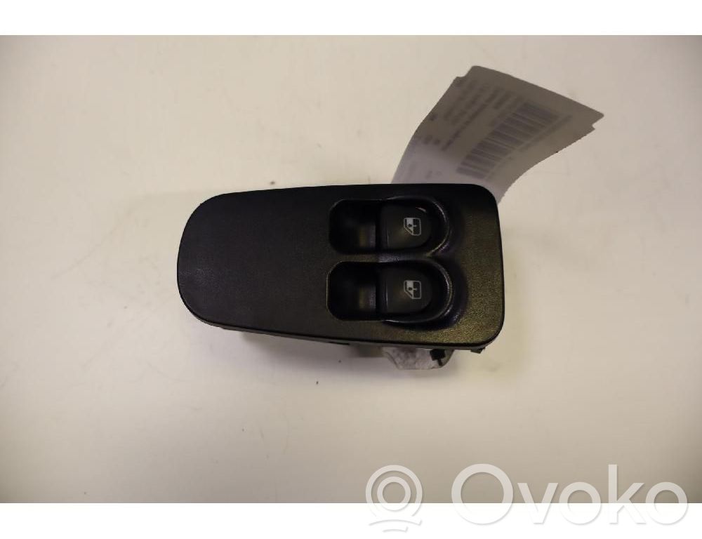Lancia Ypsilon Electric window control switch 