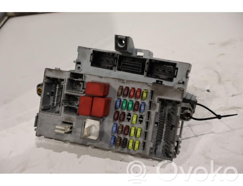 Lancia Delta Fuse module 