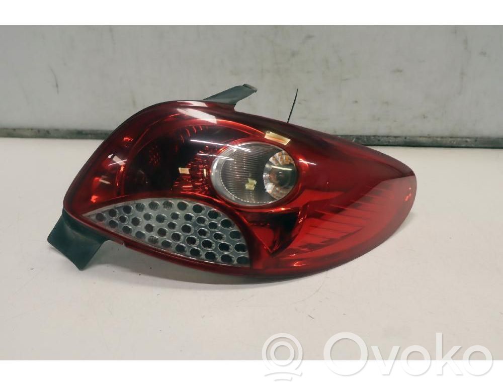 Peugeot 206+ Luci posteriori 